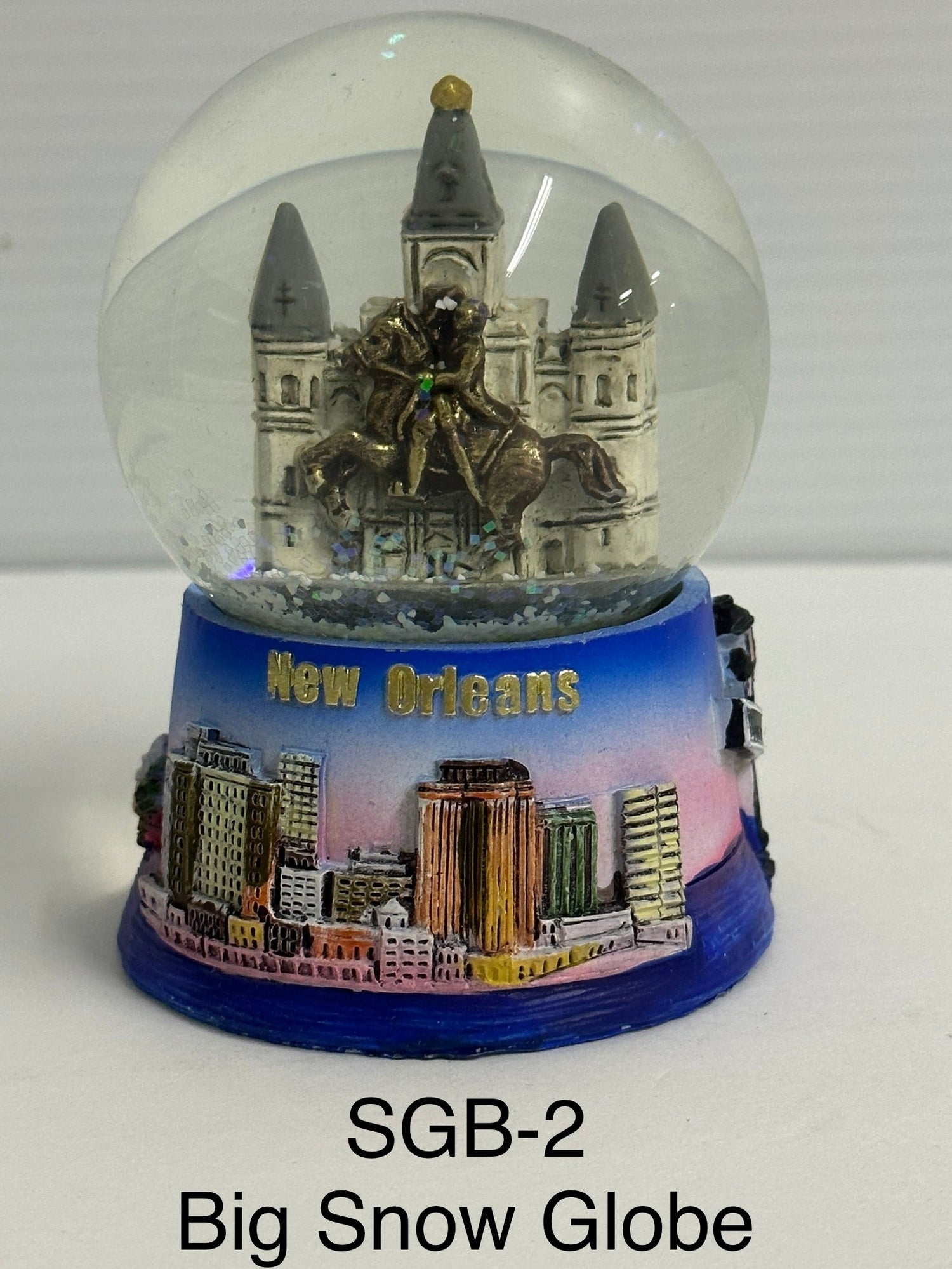 FQ NOVELTIES SNOW GLOBE
