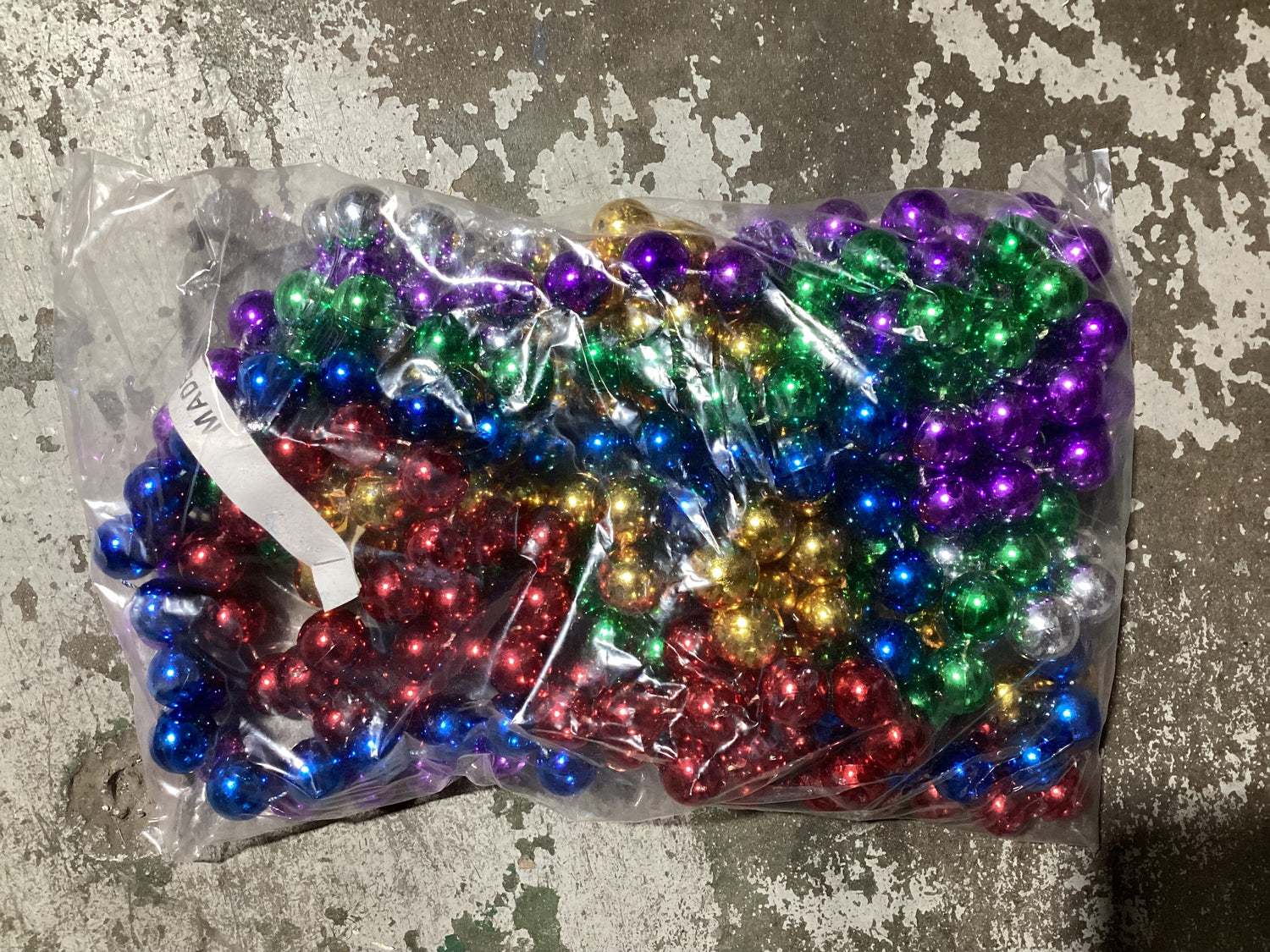 FQ NOVELTIES CLOSE OUT